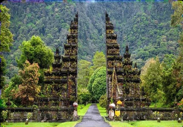 Handara Gate, Bali