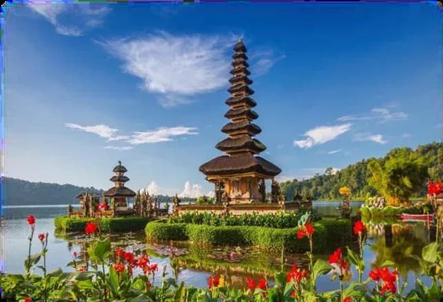 Ulun Danu Beratan temple on the lake, Bali